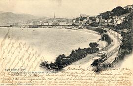 Vista panorámica de San Sebastián desde la Real Casa de Campo y de uno de sus tranvías