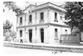 Estación de Salou del ferrocarril económico de Reus a Salou, de vía estrecha y conocido como el C...