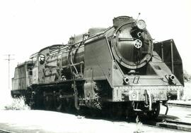 Locomotora de vapor 240-2703 de RENFE, fabricada por Macosa en 1951