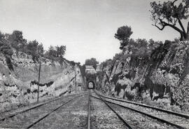 Salida estación de Catllar de la línea de Madrid-Atocha a Barcelona-Término (vía Caspe)