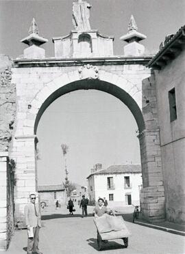 Arco de la Cárcel o Puerta Castillo en León