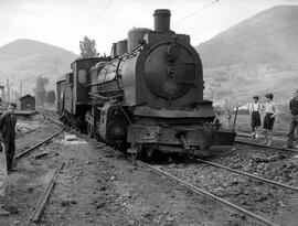 Choque de trenes en Los Corrales de Buelna - Las Fraguas de la línea de Venta de Baños a Santander
