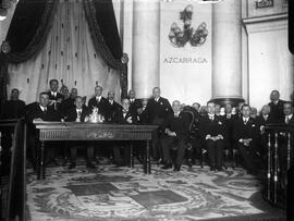 Mesa presidencial y ponentes al XI Congreso Internacional de Ferrocarriles, celebrado en Madrid d...