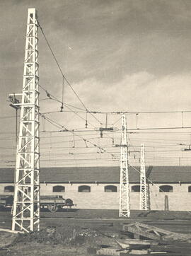 Aisladores de sección en la estación de Las Matas en Madrid