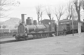 Composición formado por locomotora de vapor 030 (serie RENFE 030-2577 a 2608) (ex serie TBF 227 a...