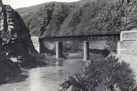 Puente metálico en la línea Madrid-Barcelona (pk. 254/256)