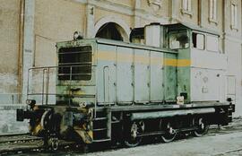 Locomotora diésel - eléctrica 304 - 009 - 4 de la serie 304 - 001 a 063 de RENFE, ex. 10409 de la...