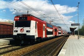 Unidades eléctricas serie 450 construidas por Alstom y Construcciones y Auxiliar de Ferrocarriles...