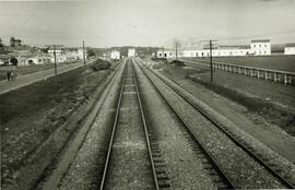 TÍTULO DEL ÁLBUM : Parte semestral de obras / Red Nacional de los Ferrocarriles Españoles. Vía y ...