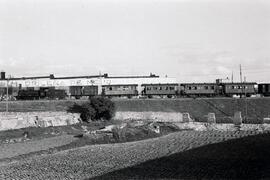 Composición de tren obrero remolcado por la locomotora de vapor 030 - 2107 "El Alagón" ...