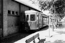 Automotor térmico diésel Ferrostaal (Esslingen), construido para el ancho de línea especial de ya...