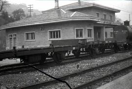 Estación de Viella (Siero - Asturias). Vista desde las vías