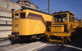 Automotor FGC Granota de trabajos y dresina de obras Plasser & Theurer