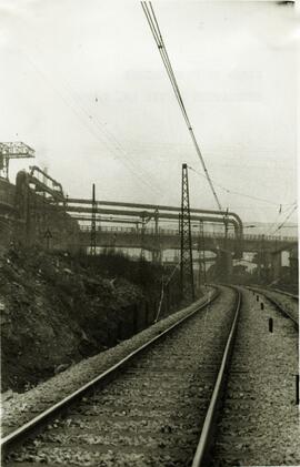 TÍTULO DEL ÁLBUM : Parte semestral de obras / Red Nacional de los Ferrocarriles Españoles. Vía y ...