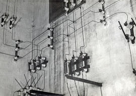Interior de la caseta de transformación nº 3, en la estación de Miranda de Ebro
