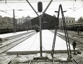 Renovación de vía en la estación de Madrid - Príncipe Pío de la línea de Madrid a Irún, también c...
