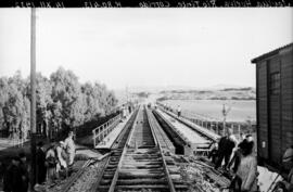 Puente metálico sobre el Río Tinto, situado en el km 80,413 de la línea de Sevilla a Huelva, dent...