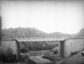 Puente sobre el río Henares en el km 132,163 de la línea Madrid-Barcelona