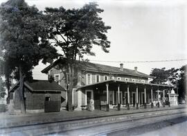 Estación de Pozuelo de la línea de Madrid a Irún