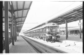 Viaje de prueba a Burgos por el Ferrocarril directo Madrid - Burgos, al que asistió el Ministro d...