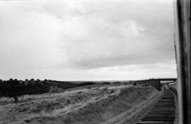 Composición de coches de viajeros con locomotora diésel - eléctrica 1809 de la serie 1801 a 1824 ...