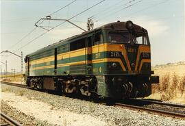 Locomotora diésel - eléctrica 321 - 071 - 3 de la serie 321 - 001 a 080 de RENFE, ex 2171 de la s...