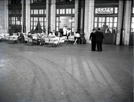 Terraza del café-restaurante de la estación de Madrid - Príncipe Pío