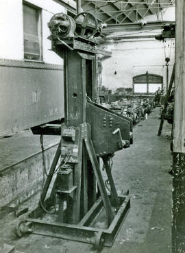 Gato eléctrico en la estación de Barcelona-Vilanova, anteriormente denominada Barcelona - Norte, ...