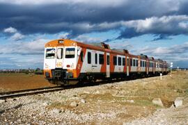 Automotores diésel de la serie 592, 593 y 596 de RENFE, conocidos como "Camellos"