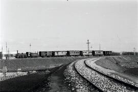 Composición de tren obrero remolcado por la locomotora de vapor 030 - 2107 "El Alagón" ...