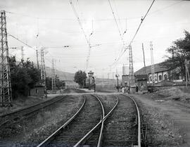 Estación de El Escorial. Paso a nivel desde las vías