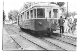 Automotor diésel Billard 2128 del ferrocarril económico de Reus a Salou, de vía estrecha y conoci...