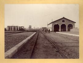 Cochera de carruajes en construcción de la estación de Valladolid de la línea de Valladolid a Ariza