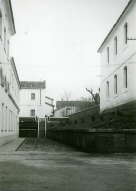 TÍTULO DEL ÁLBUM: Estación de Valencia de Alcántara: nuevo edificio de viajeros / 1ª División Téc...