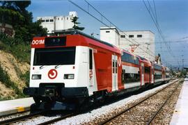 Unidades eléctricas serie 451 construidas por Alstom y Construcciones y Auxiliar de Ferrocarriles...