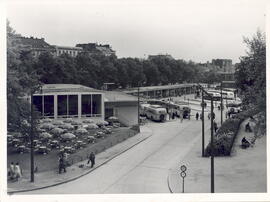 
Hamburg, ZOB Zentral Omnibus-Bahnhof
Estación central de ómnibuses de Bahnhof (Hamburgo)
