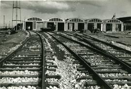 Construcción del nuevo depósito de automotores de la estación de Madrid - Cerro Negro de la línea...