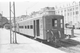 Furgón del Ferrocarril del Urola, detenido en la estación de San Sebastián