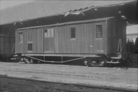 Furgón D 501 en la estación de Madrid-Niño Jesús, o de Arganda, de los Ferrocarriles del Tajuña o...