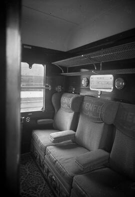 Interior de coche de viajeros