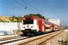 Unidades eléctricas serie 450 construidas por Alstom y Construcciones y Auxiliar de Ferrocarriles...