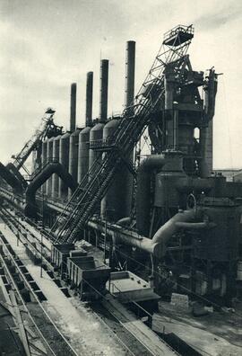 Hornos altos de la fábrica metalúrgica de Sagunto