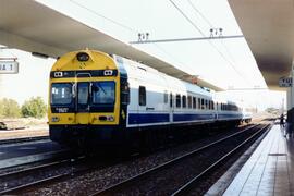 Electrotrenes serie 444, construidos por Construcciones y Auxiliar de Ferrocarriles (CAF) y Mater...