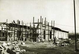 Obras de ampliación del cocherón para máquinas eléctricas de Reinosa en la línea de Venta de Baño...