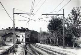 Estación de Viladecaballs de la línea de Zaragoza a Barcelona