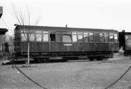 Composición de viajeros de la línea de Valencia a Liria en la estación de Villamarchante