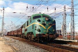 Locomotora eléctrica 7706 de la serie 7700 (Renfe 277)