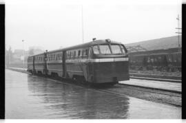 Automotores diésel Mack nº 202 y 203, acoplados, de la serie de automotores FCD Railbus - Mack 20...