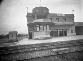 Estación de Moncófar [Moncofa en valenciano] en la línea de Valencia a Tarragona, situado dentro ...