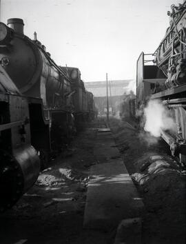 Depósito de Material y Tracción de la estación de Valladolid - Campo Grande de la línea de Madrid...